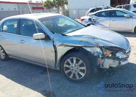 2006 Honda Accord 3.0 Ex из США, поврежденный, VIN 1HGCM66556A032180